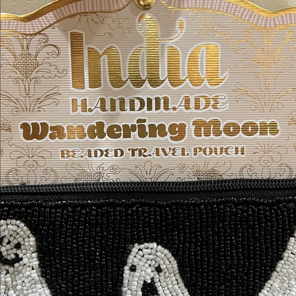 Wandering Moon | Ghosts Beaded Wallet - Picture 2 of 9